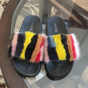 Real mink slippers